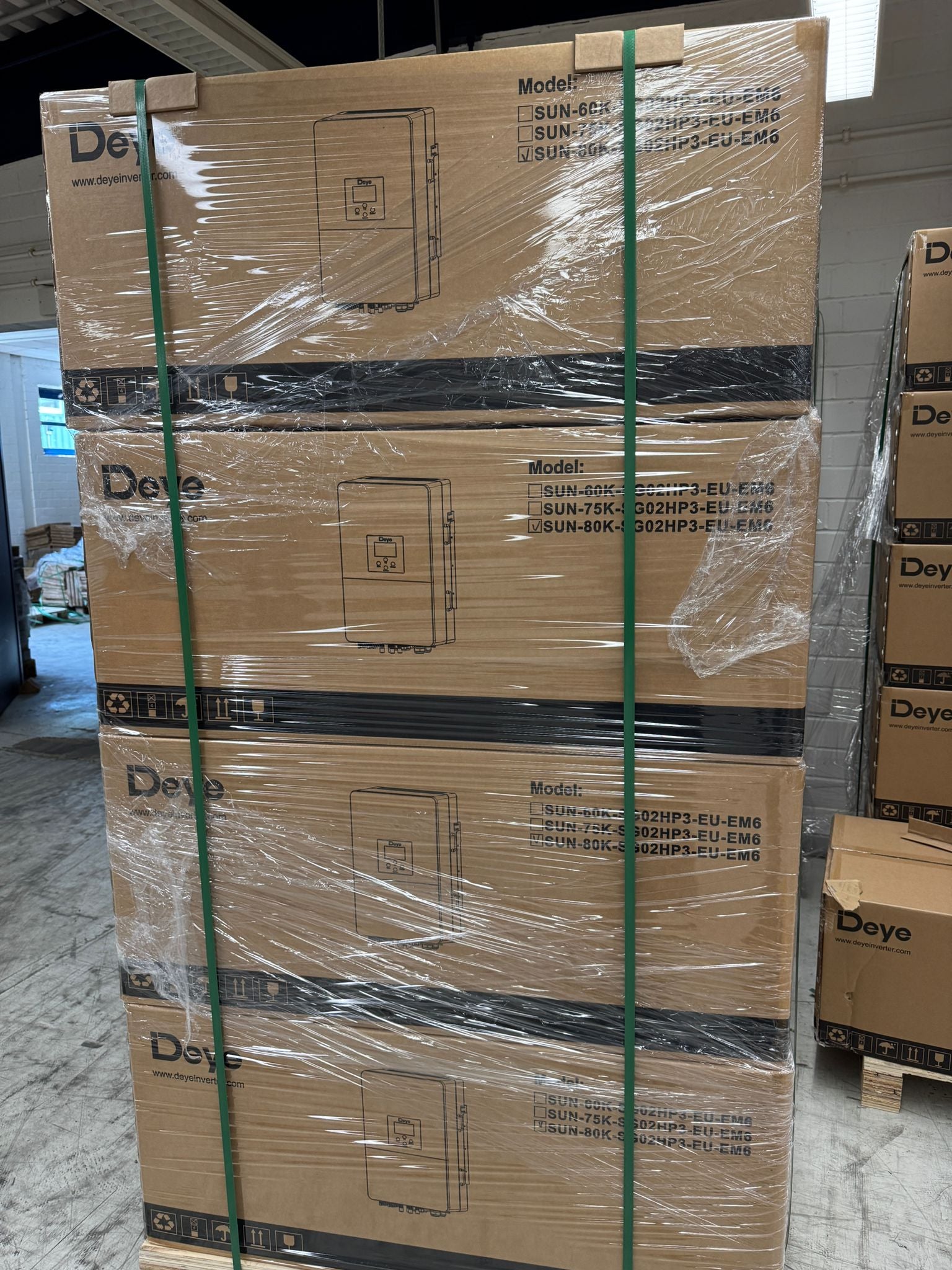 Deye 60KW 70KW 75KW 80KW Hybrid Inverter SUN-60/70/75/80K-SG02HP3-EU-EM6