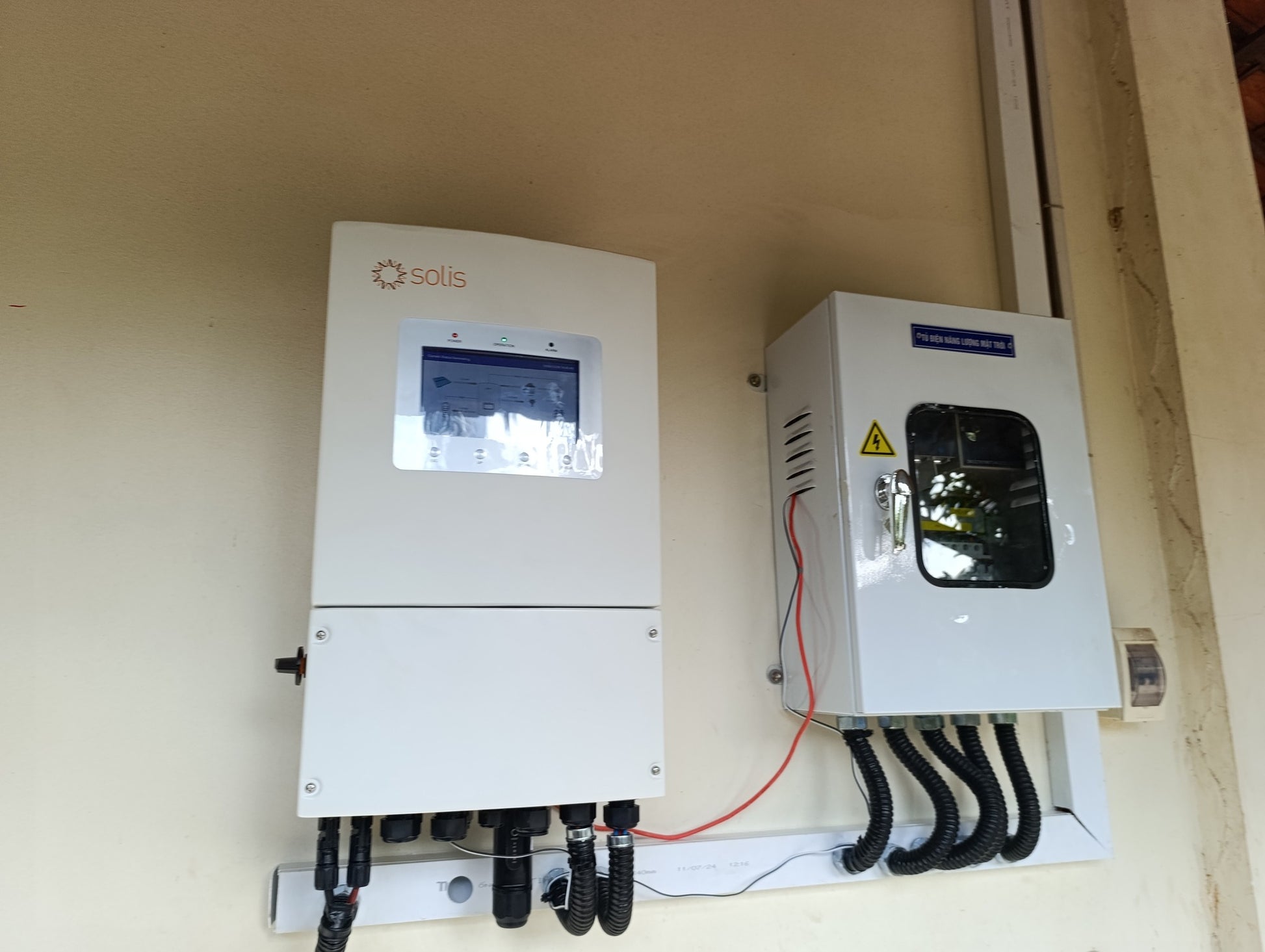 Solis 3KW 3.6KW 5KW 6KW 8KW Hybrid Inverter S6-EH1P(3-8)K-L-PLUS