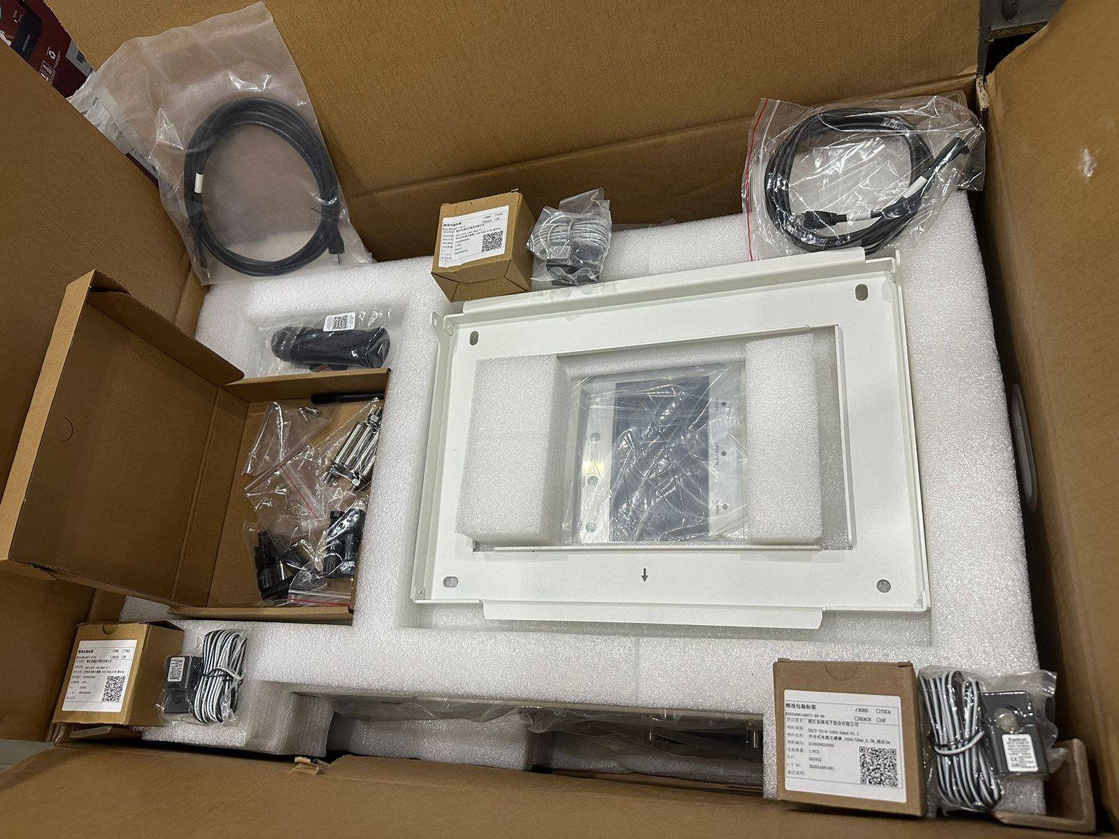 Solis 3KW 3.6KW 5KW 6KW 8KW Hybrid Inverter S6-EH1P(3-8)K-L-PLUS