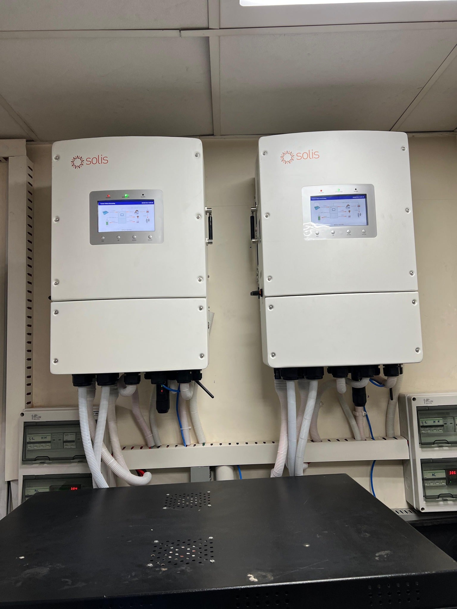 Solis 8KW 10KW 12KW 15KW Hybrid Inverter S6-EH3P(8-15)K02-NV-YD-L