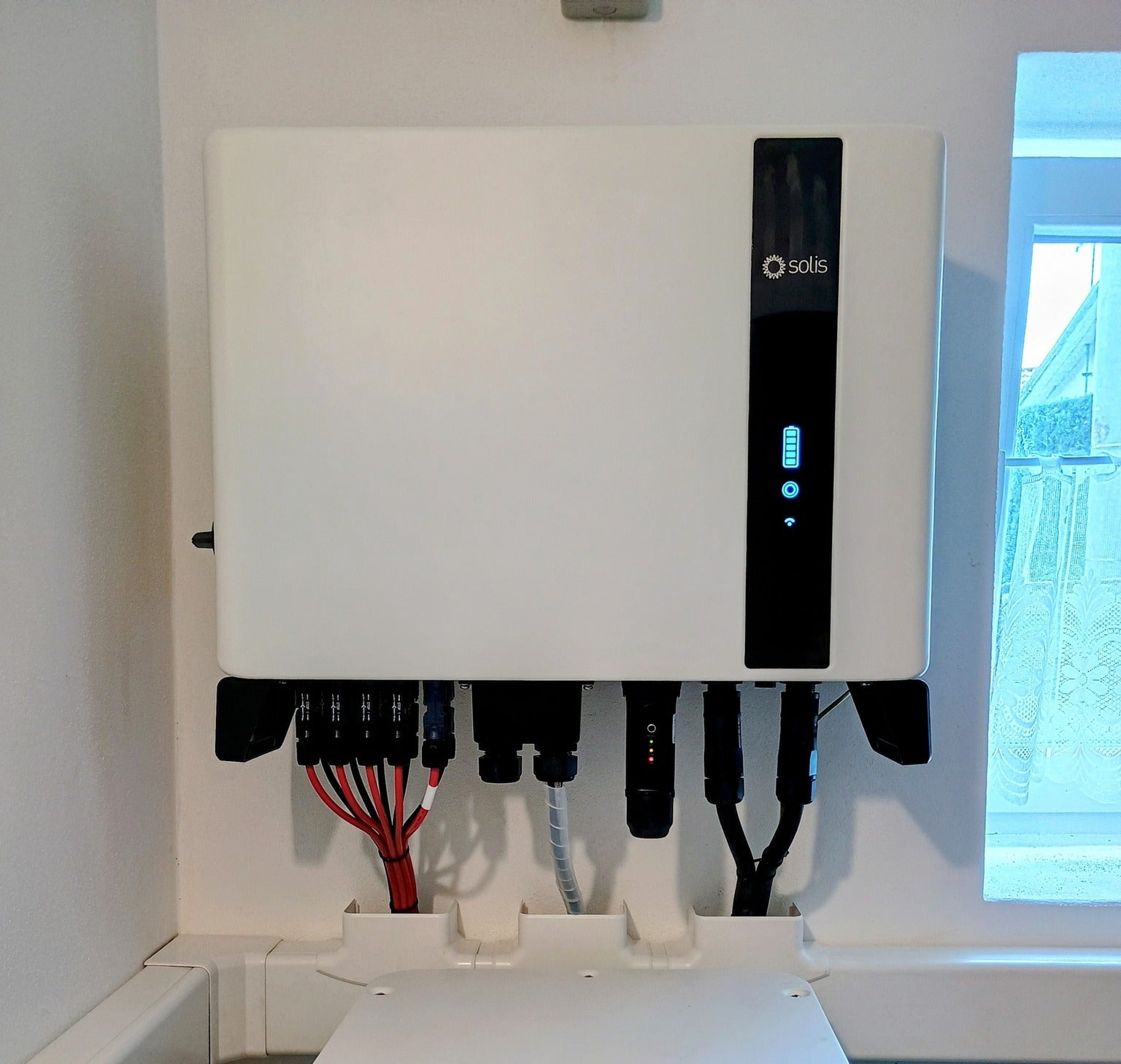 Solis 5KW 6KW 8KW 10KW Hybrid Inverter S6-EH3P(5-10)K2-H